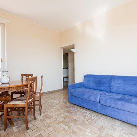 Milano - Roomy Apartment 300 M From M3 Affori Fn! Exteriör bild