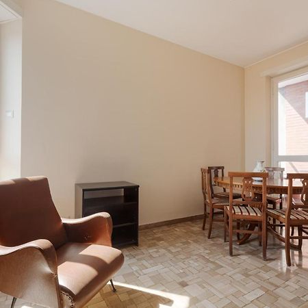 Milano - Roomy Apartment 300 M From M3 Affori Fn! Exteriör bild