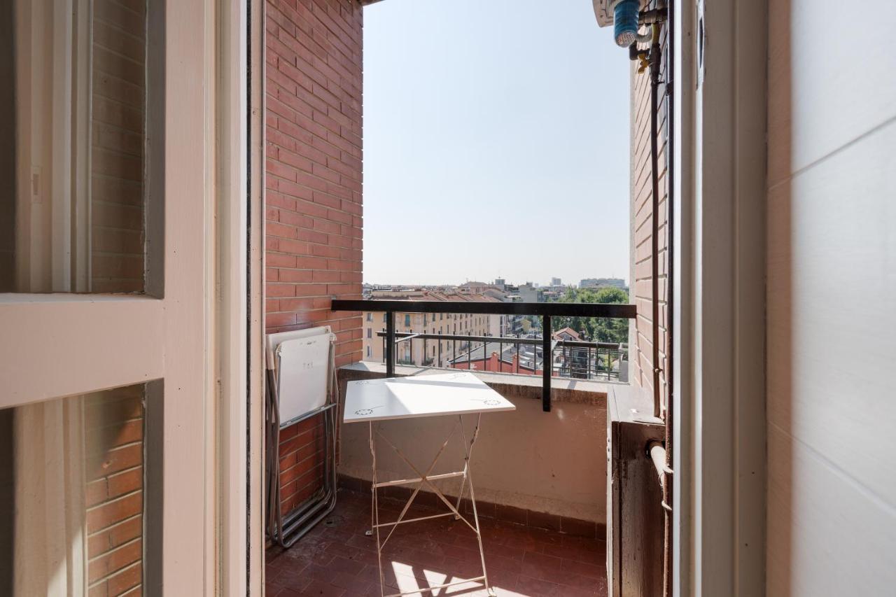 Milano - Roomy Apartment 300 M From M3 Affori Fn! Exteriör bild